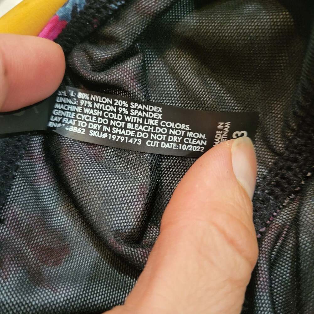 Torrid Black Floral Lace Trim Wireless plus-size Swim Dress Size 3 - Picture 5 of 5